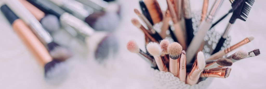 Makeup brushes